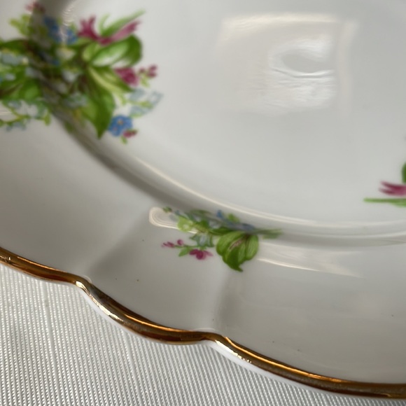 Victoria C & E Bone China England 8.25” plate Lilly of the Valley - Picture 3 of 7